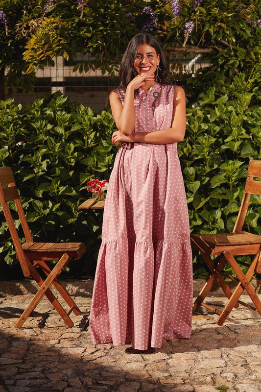 Vestido comprido com folho