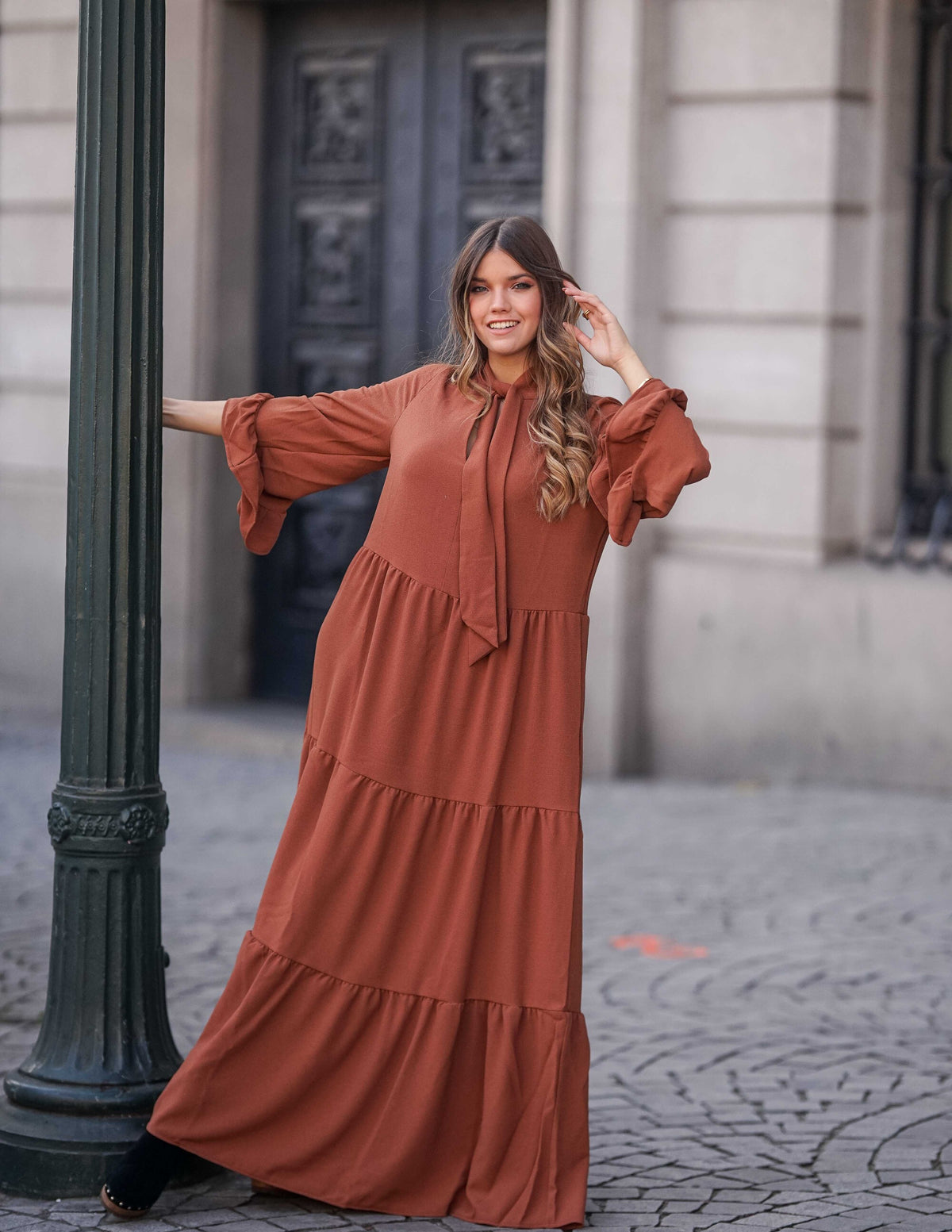 Long dress with frills