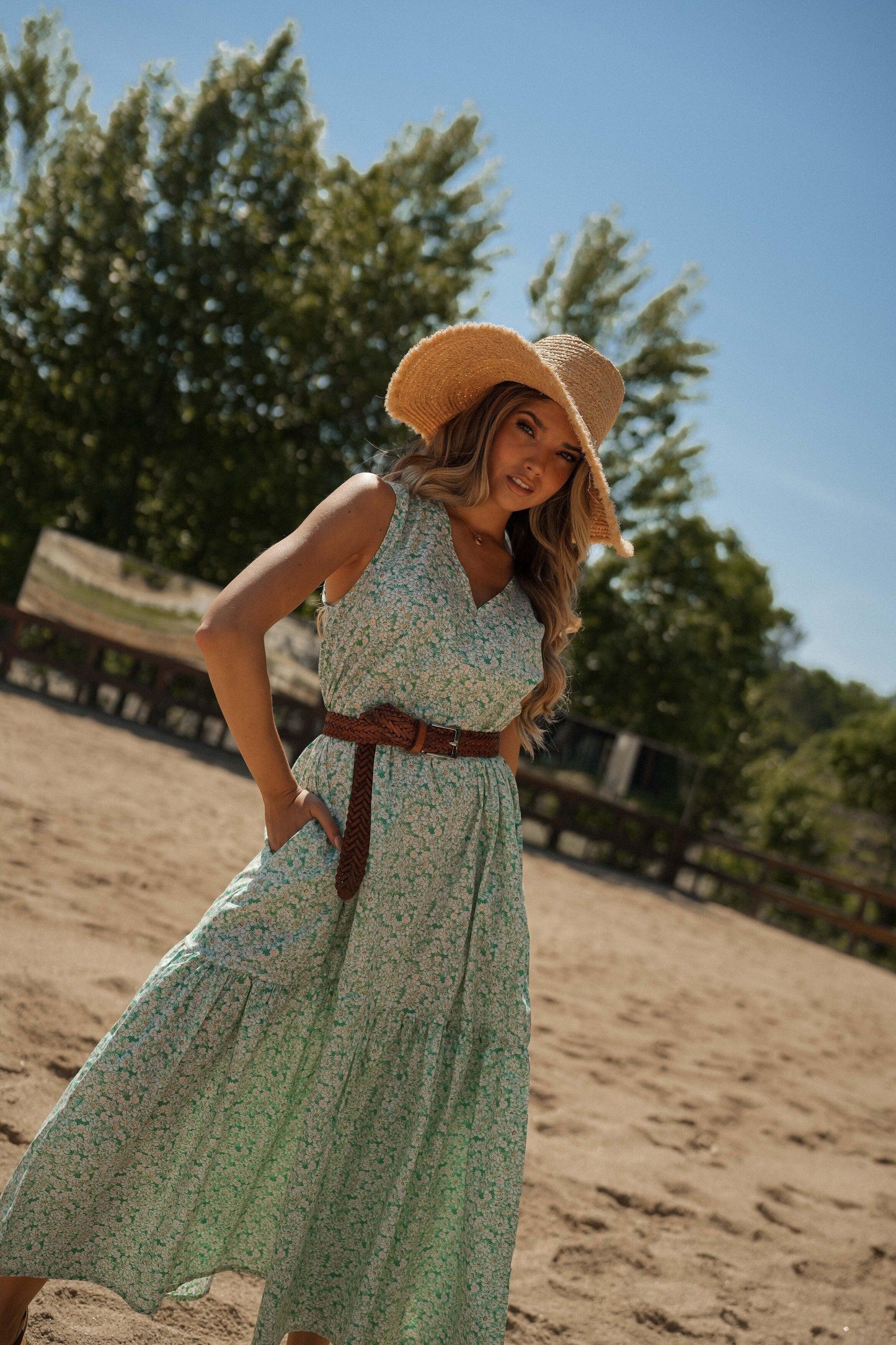 Vestido de flores con volante