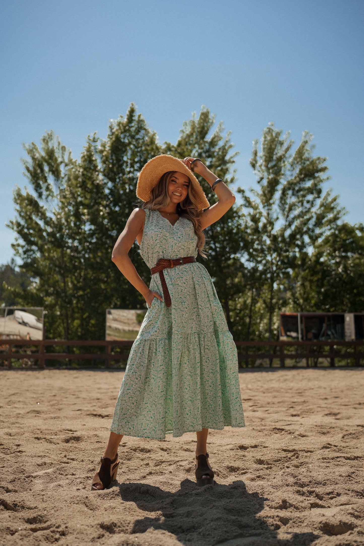 Vestido de flores con volante